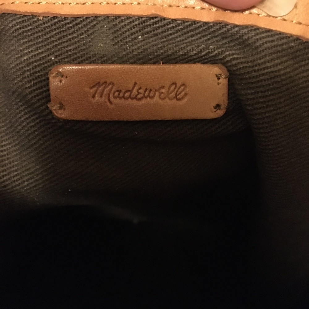 Madewell Drawstring Bucket Bag - Picture 5 of 7